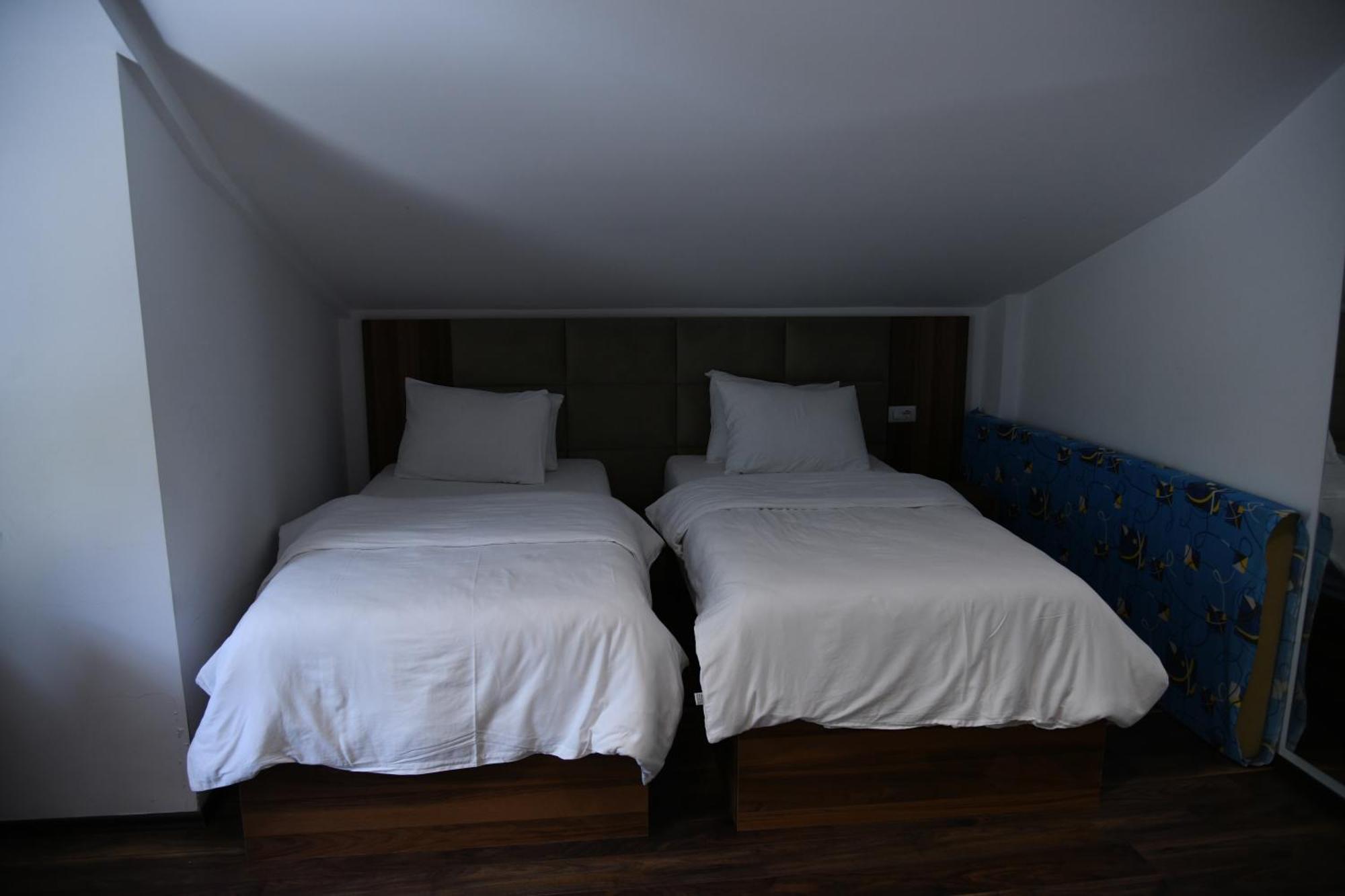 Hotel Two Brothers B A&s Bar & Restaurant Valbone